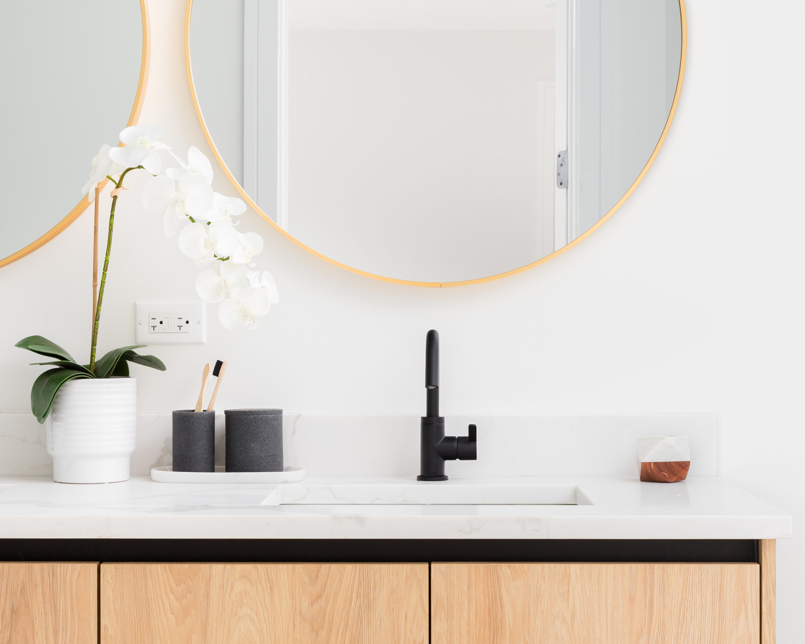 foto rubinetti bagno neri